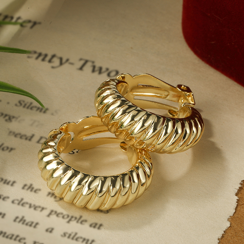 Brincos Clip-On de Aço Inoxidá - Body Jewelry Gold avaliação e preço