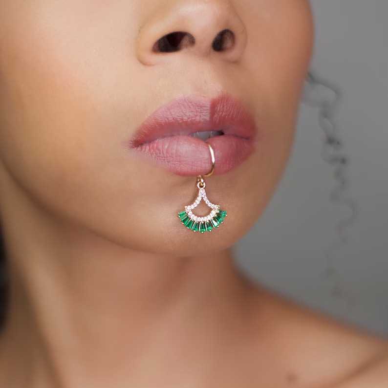 Luxo cor de ouro flor forma br - Body Jewelry Earrings avaliação e preço
